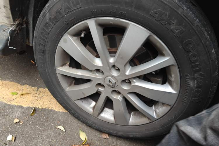 Used Renault Koleos 2013 2.5L Two-Wheel Drive Comfort Edition