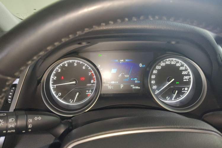 Used Toyota Camry 2018 2.0G Luxury Edition Instrument Cluster