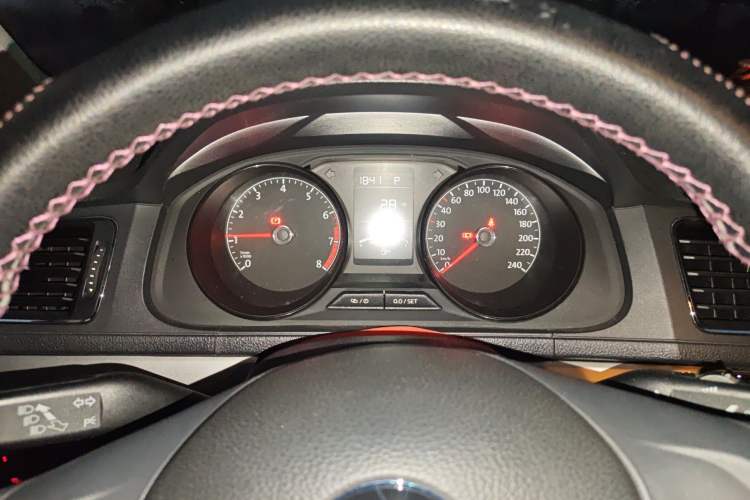 Used Volkswagen Lavida 2017 1.6L Automatic Fashion Edition
