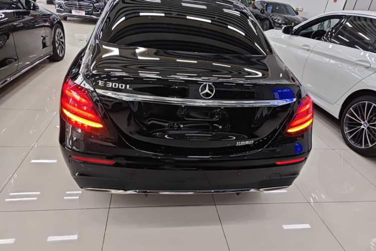 Used Mercedes-Benz E-Class 2018 Restyled E 300 L Sporty and Stylish Edition
