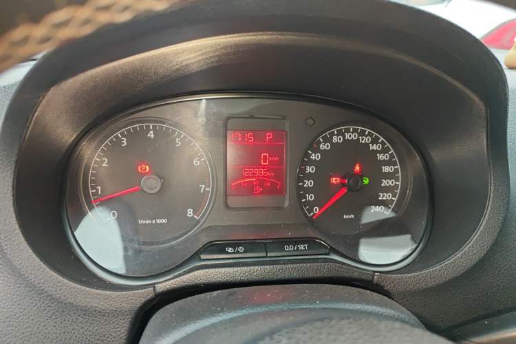 Used Volkswagen Polo 2012 1.6L Cross Polo Automatic Transmission Instrument Cluster