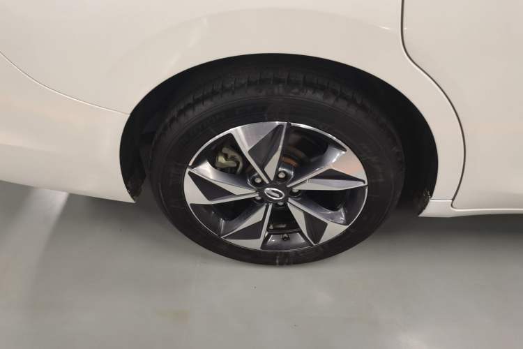 Used GAC Trumpchi M6 2021 PRO 270T DCT Luxury Edition Right Rear Wheel Hub