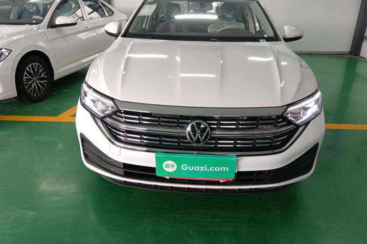 Used Volkswagen Sagitar 2025 Facelift 200TSI DSG Flyover Edition Front