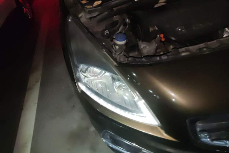 Used Peugeot 3008 2013 2.0L Automatic Trend Edition Right Front Headlight