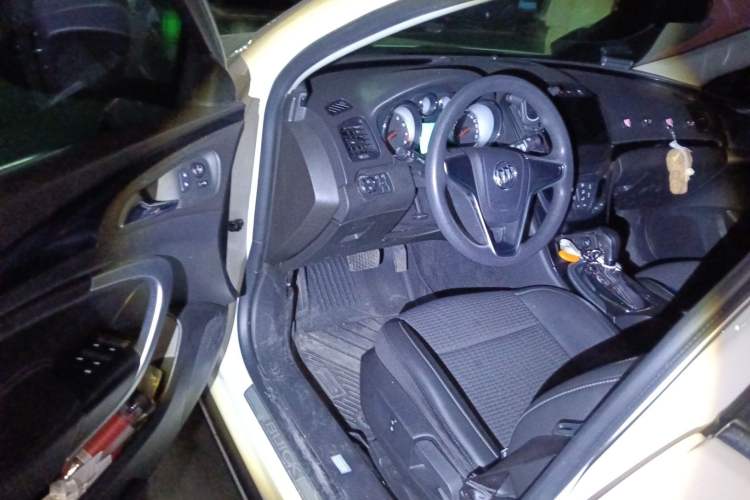 Used Buick Regal 2015 1.6T Leading Technology Model
