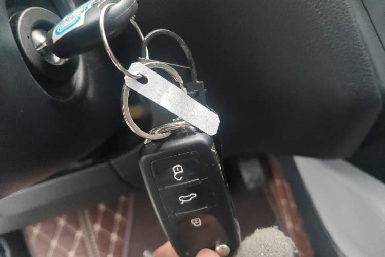 Used Skoda Fabia 2017 1.4L Automatic Car Enjoy Edition
