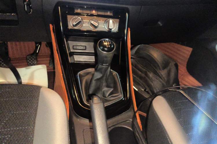 Used Jetta VS5 2021 280TSI Manual Entry-Level Trim
