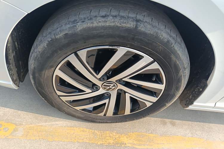 Used Volkswagen Lavida 2023 300TSI DSG Starry Full-Comfort Edition