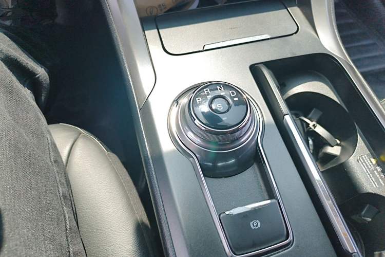 Used Ford Mondeo 2017 EcoBoost 200 Stylish Model
