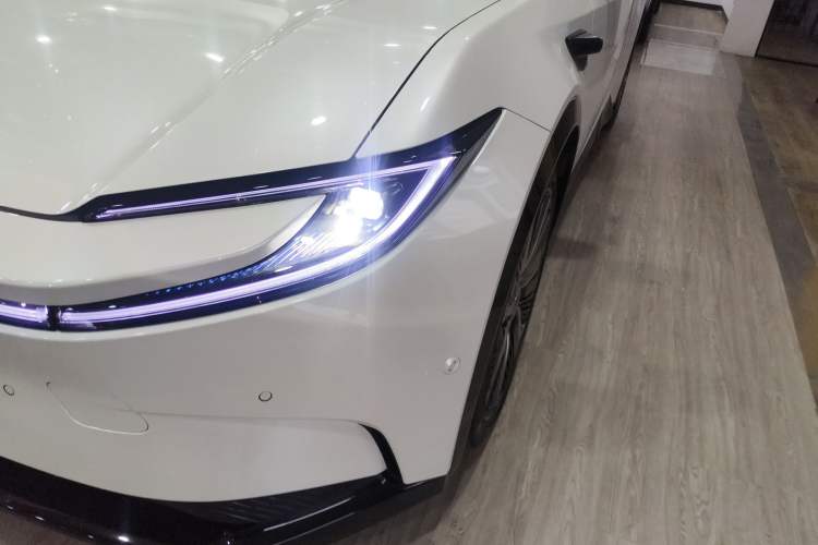 Used Toyota bZ5 2025 Model 550 PRO Smart Driving Edition