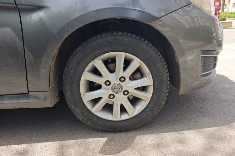 Used BAIC E Series 2013 Sedan 1.5L Automatic Leshang Edition
