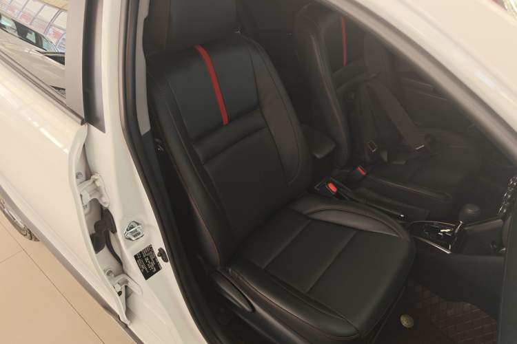 Used Toyota YARiS L Zhi Xuan 2022 X-Trail 1.5L CVT Luxury PLUS Edition Right Front Seat