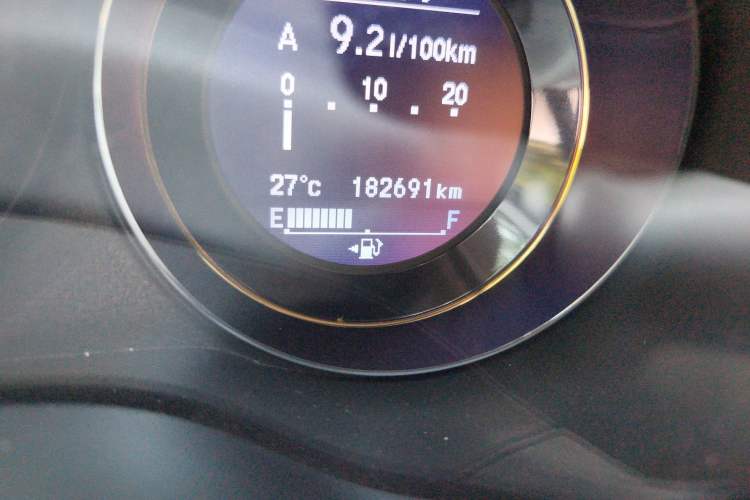 Used Honda XR-V 2015 1.8L VTi CVT Luxury Edition Odometer Close Up