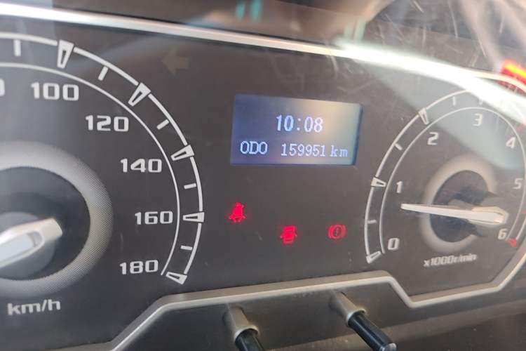 Used SAIC MAXUS Xintu V80 
