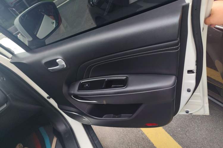 Used GAC Trumpchi GS3 2021 POWER 270T Automatic Luxury Edition Right Front Door Interior