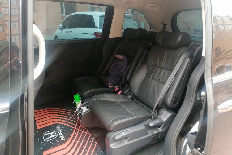 Used Honda Odyssey 2024 2.0L eHEV Sharp & Smart Edition