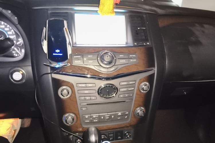 Used Infiniti QX 2011 QX56 Audio And AC Panel