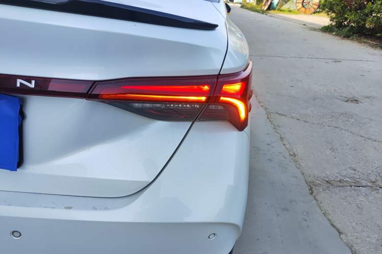 Used Toyota Avalon 2022 Dual-Engine 2.5L Luxury Edition Right Rear Taillight