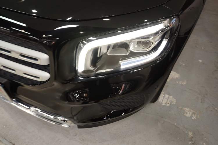 Used Mercedes-Benz GLB 2022 Updated GLB 200 Fashion Edition