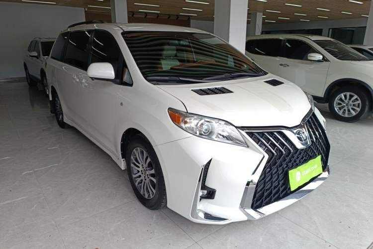 Used Toyota Sienna (Parallel Import) 2015 3.5L Two-Wheel Drive L
