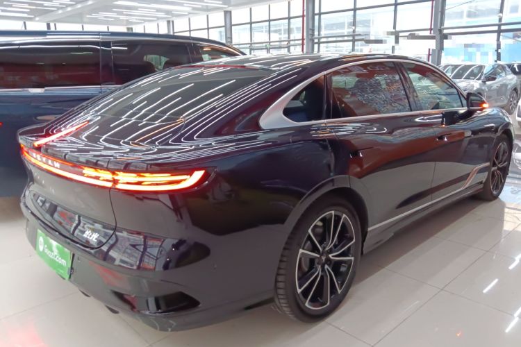 Used VOYAH PASSION 2024 PHEV Four-Wheel Drive Ultra-Long Range Flagship Model