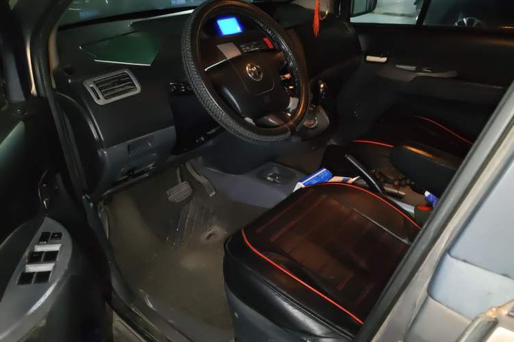 Used FORTHING Joyear 2011 1.5L AMT Luxury Version