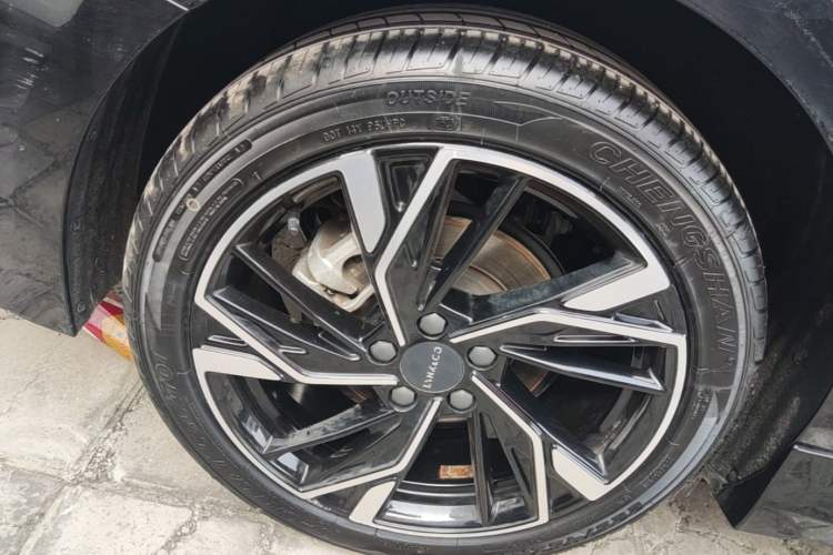 Used Lynk & Co 03 2025 1.5TD DCT Champion Edition Pro Exterior 5