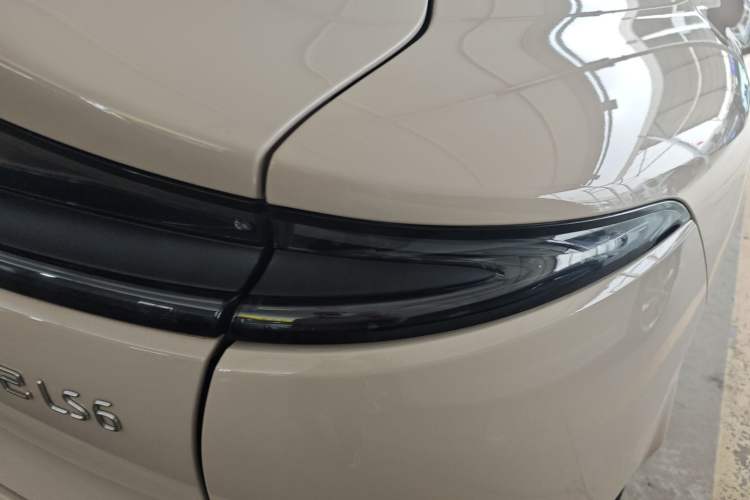 Used IM LS6 2023 Max Standard Edition