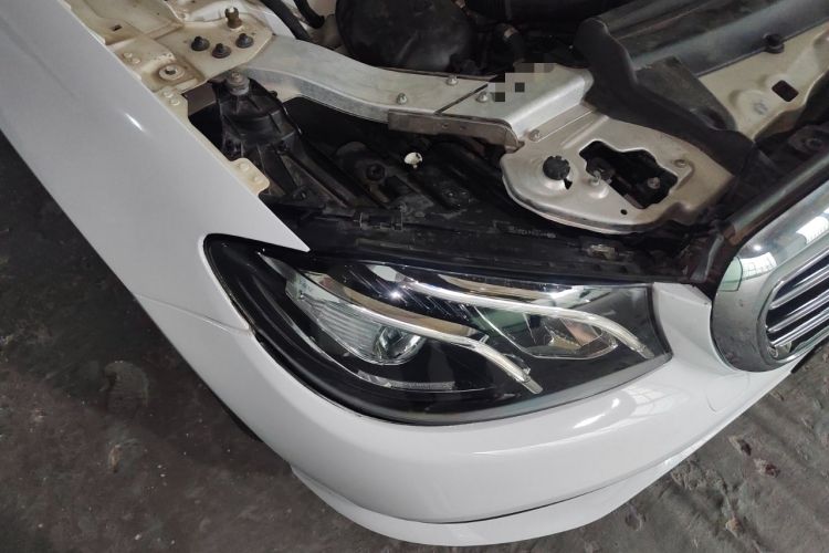 Used Mercedes-Benz E-Class 2017 E 300 L Luxury Model Right Front Headlight