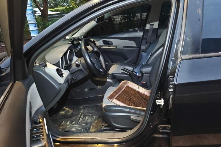 Used Chevrolet Cruze 2009 1.8L SE AT