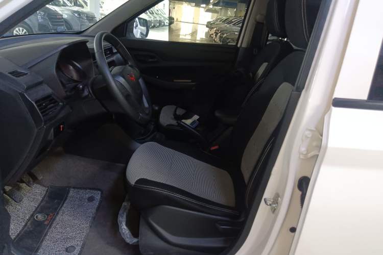 Used Wuling Hongguang 2021 1.5L Revised S Base Version with Electric Power Steering LAR