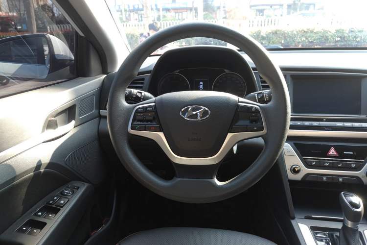 Used Hyundai Elantra (6th Generation / Lingdong) 2016 1.6L Automatic ZhiXuan – Elite Version
