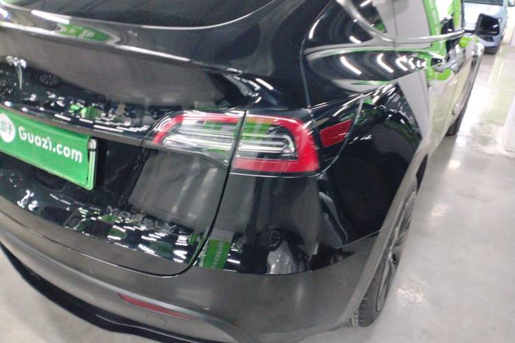 Used Tesla Model Y 2021 Standard Range Rear-Wheel Drive Version