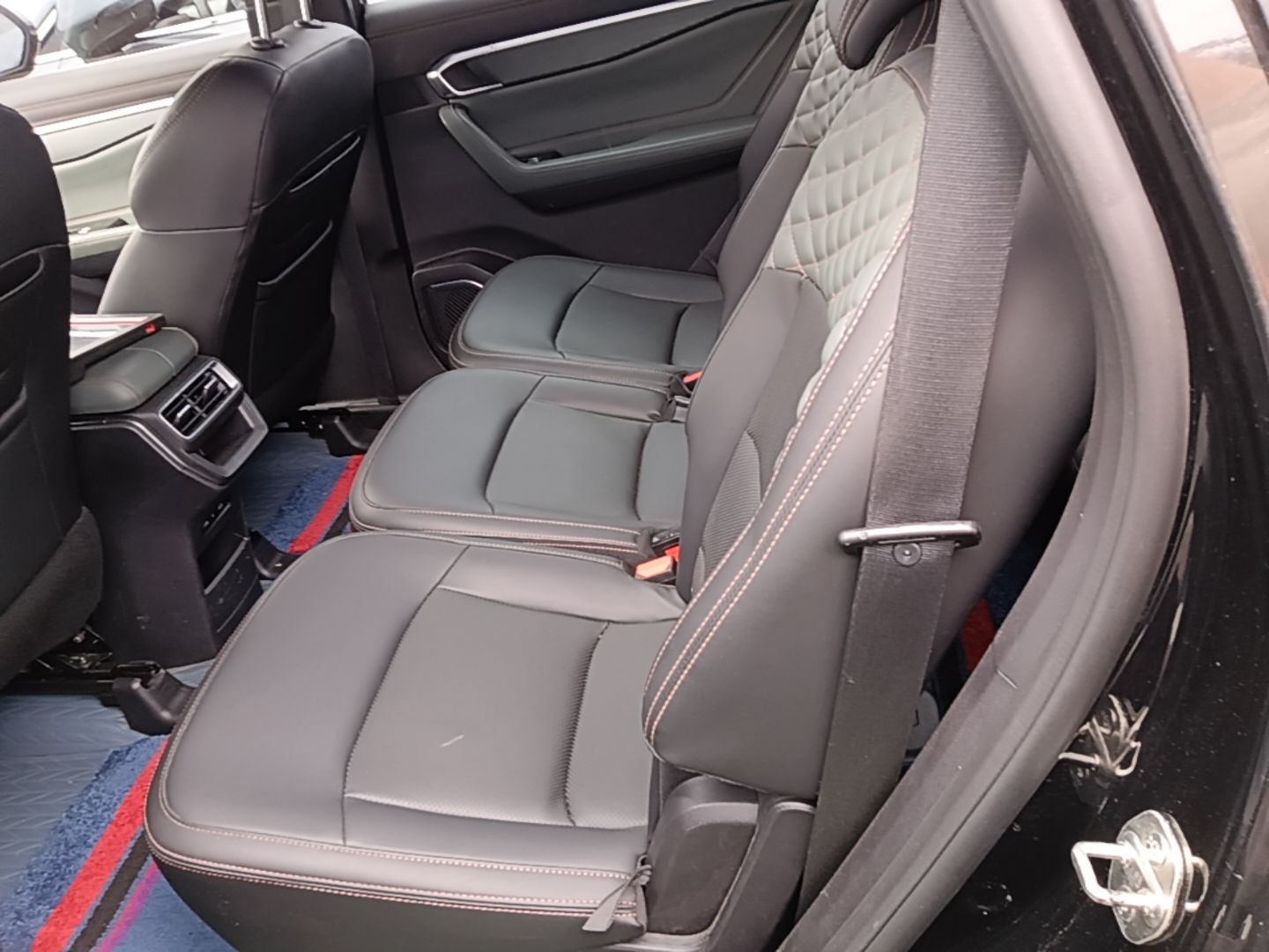 Geely Auto Haoyue L 2023 2.0T DCT Prestige Edition — снимка 20