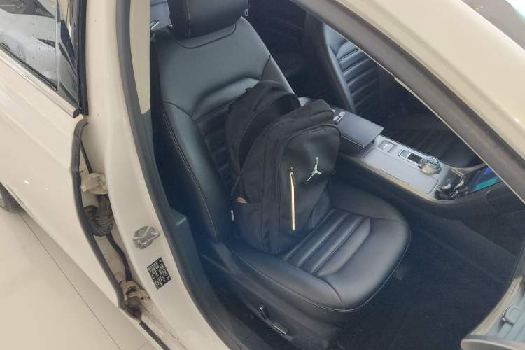 Used Ford Mondeo 2020 EcoBoost 180 Stylish Model Right Front Seat