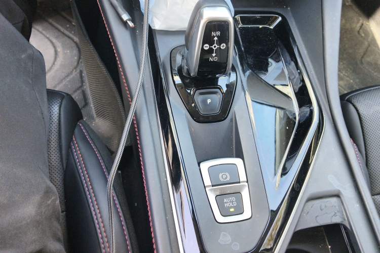 Used Lynk & Co 02 2022 1.5T DCT Shine Pro
