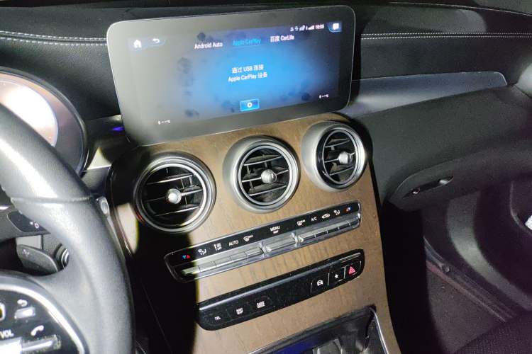 Used Mercedes-Benz GLC 2021 GLC 260 L 4MATIC Luxury Model