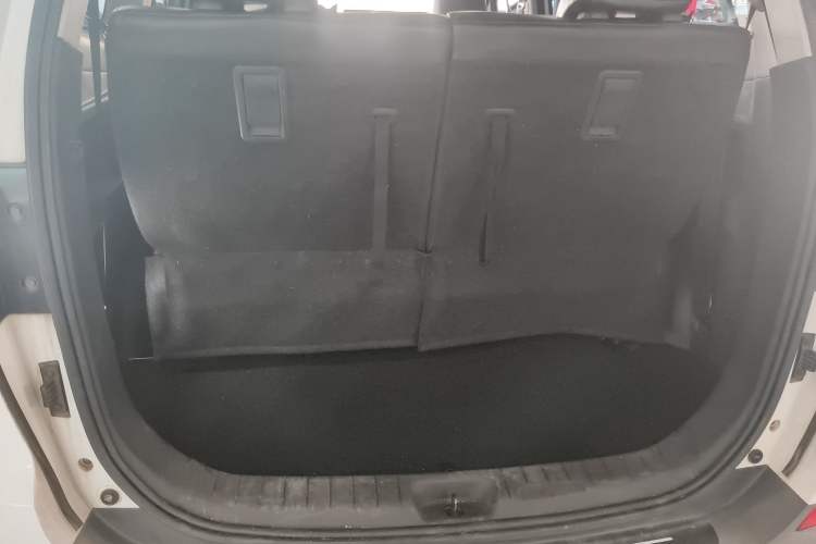 Used FORTHING Joyear X6 2017 Jingxiang Series 1.5T CVT Luxury Model
