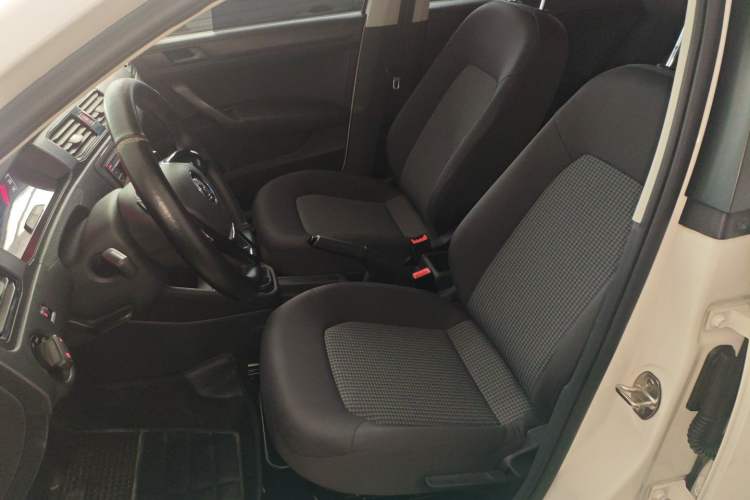 Used Volkswagen Santana 2016 1.6L Manual Fashion Edition Left Front Seat