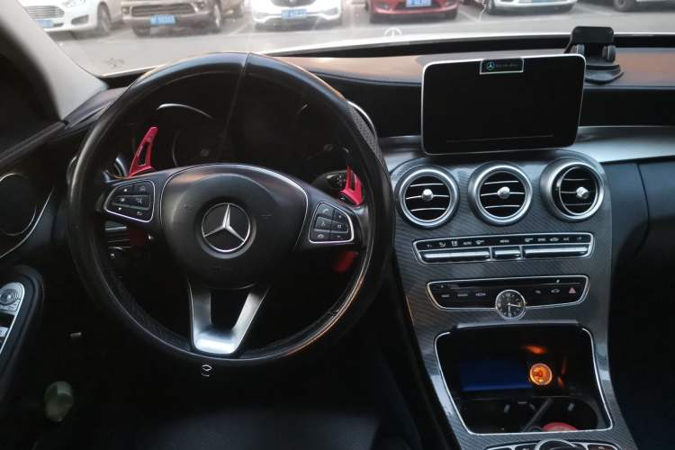 Used Mercedes-Benz C-Class 2015 C 200 L