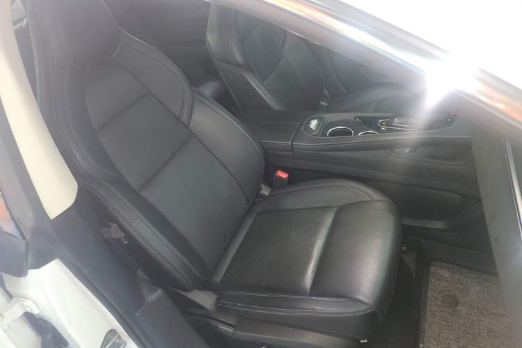 Used Zeekr 001 2022 Long-Range Dual-Motor WE Edition Right Front Seat