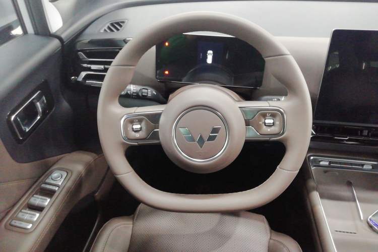 Used Wuling Wuling Starlight 730 2025 Model Pure Electric 500km Luxury Edition