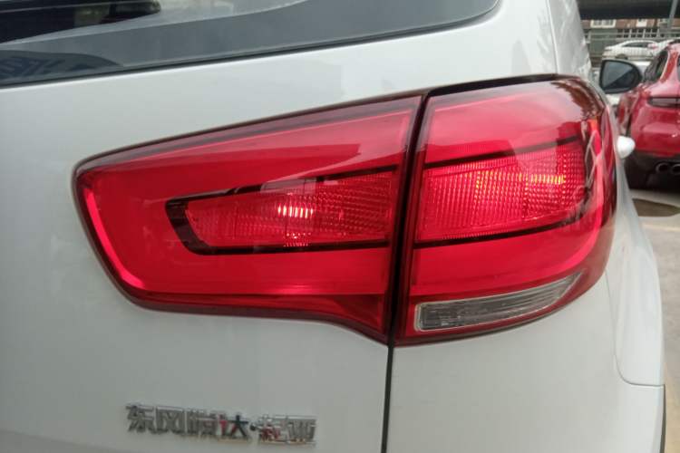 Used Kia Sportage R 2015 2.0L Automatic Two-Wheel Drive GL
