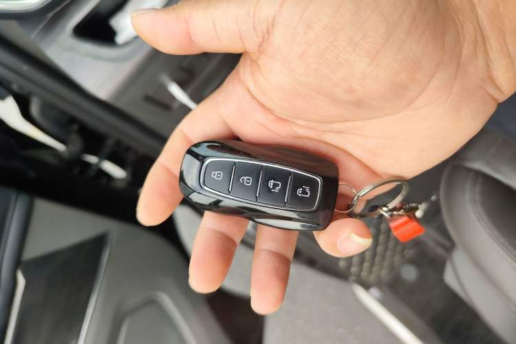 Used Ford Tourneo Custom 2023 2.0T Automatic Prestige Edition
