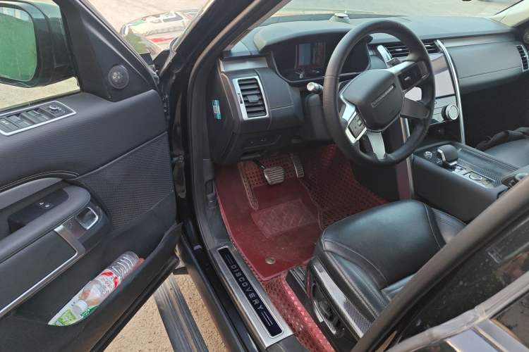 Used Land Rover Discovery 2021 360 PS R-Dynamic S
