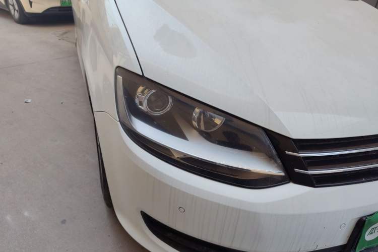 Used Volkswagen Sharan 2018 380TSI Comfort Edition 7-Seater Right Front Headlight