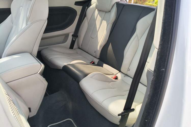 Used Land Rover Range Evoque 2012 2.0T 3-Door YAOZHI Edition Left Rear Seat