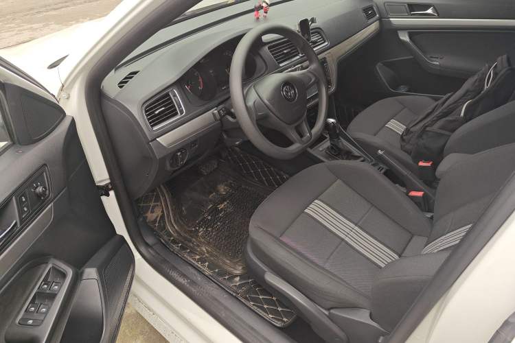 Used Volkswagen Gran Lavida 2017 1.6L Automatic Fashion Edition
