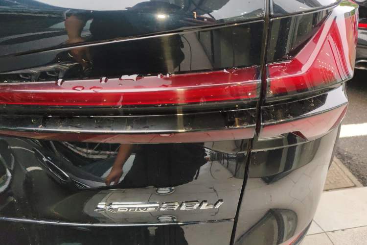 Used BMW X5 2023 xDrive 30Li Luxury M Sport Package Right Rear Taillight