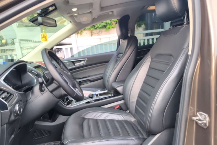 Used Ford Edge 2018 EcoBoost 245 Two-Wheel-Drive Titanium 7-Seater China V Standard
